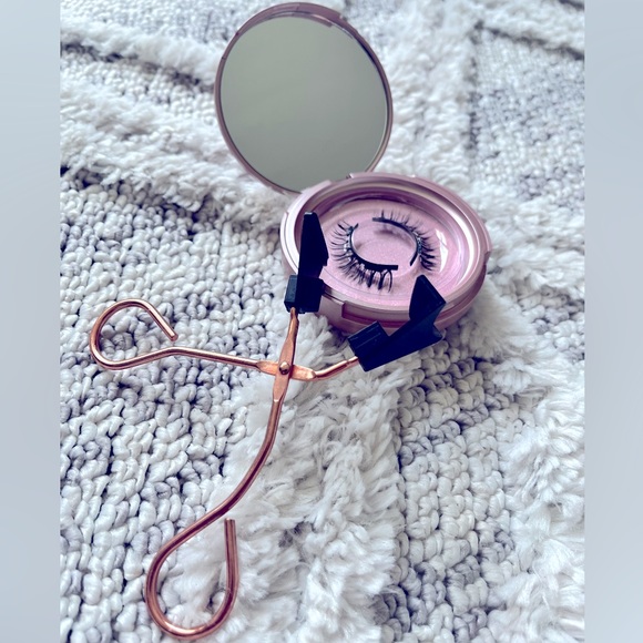 Lumi Magnetic Eyelash Set - Picture 4 of 4